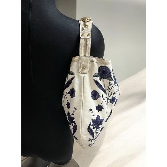 GUCCI 171295 Flora Wave Hobo Bag - Picture 8 of 16